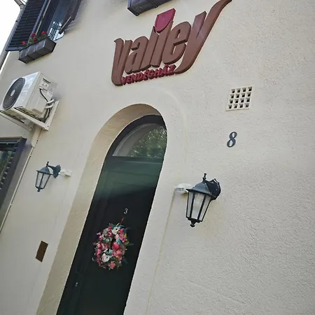 Valley Vendeghaz Eger