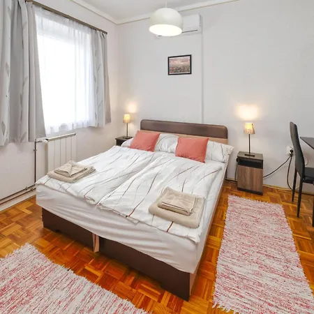 Valley Vendeghaz Penzion 3*