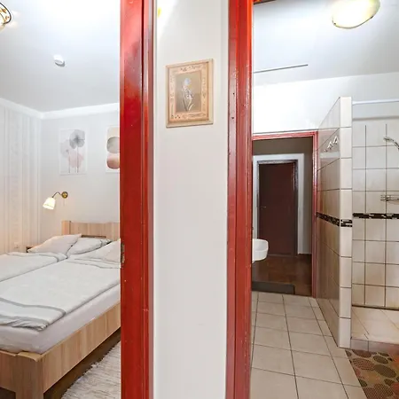 Valley Vendeghaz Guest house