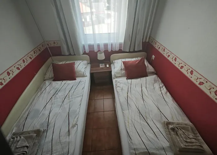 Valley Affittacamere Eger