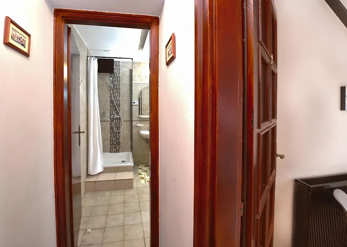 Valley Vendeghaz Eğri