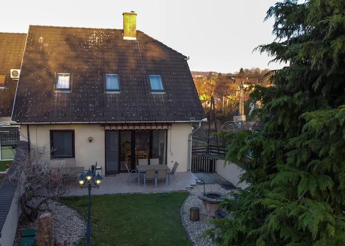 Valley Vendeghaz Konukevi